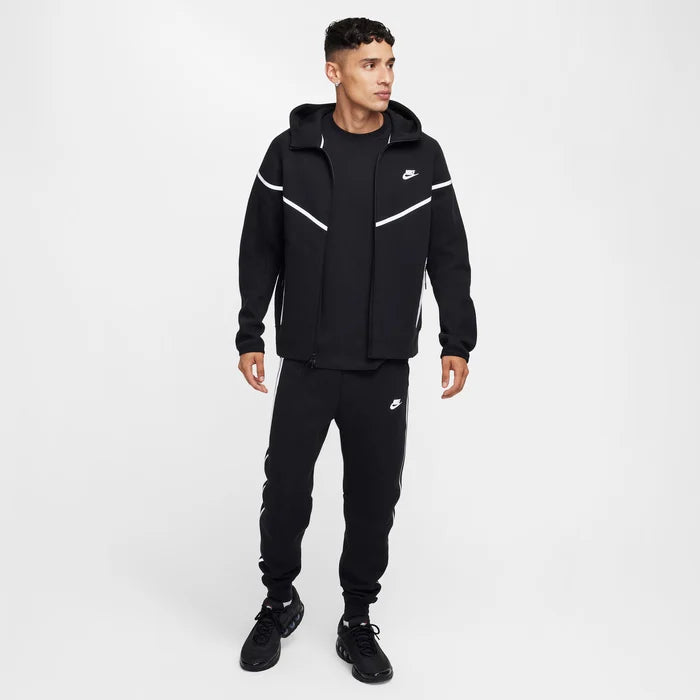 Komplet Nike Tech Fleece Black-Reflective