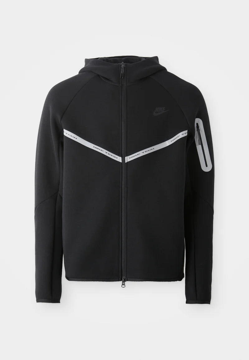 Komplet Nike Tech Fleece Black Reflective 2026