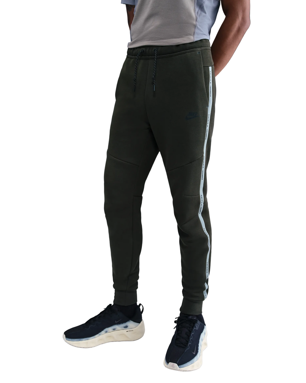 Komplet Nike Tech Fleece Olive Reflective 2026